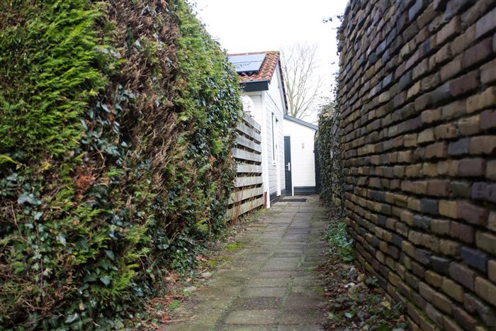 Tuin en buitenkant van het vakantiehuisje